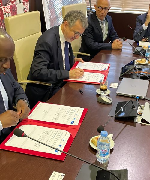Signature de convention entre la SODEXAM, l’UIR, l’ONDA et l’AIAC