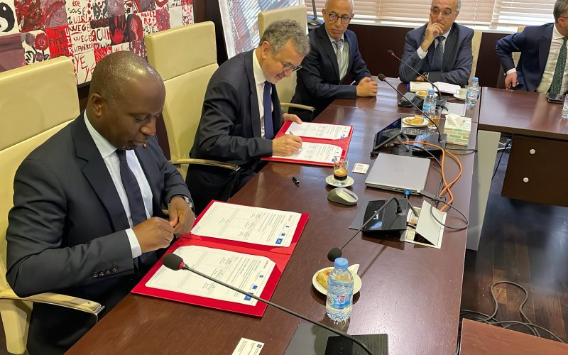 Signature de convention entre la SODEXAM, l’UIR, l’ONDA et l’AIAC