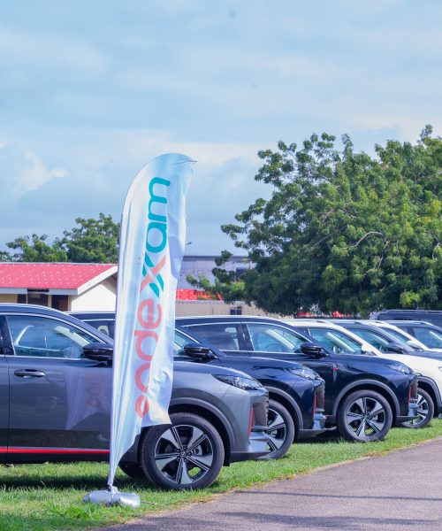 RENFORCEMENT DE LA MOBILITE : Le DG remet des véhicules de fonction et de mission