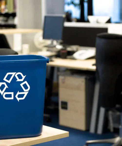 Le Recyclage au Bureau : Une Pratique Essentielle pour un Environnement et une Société Durables