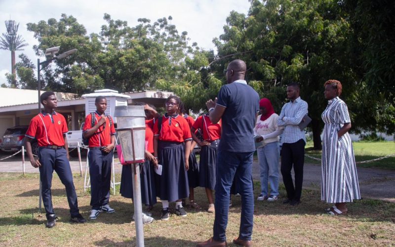 60 élèves du REVEAL School and University en visite pédagogique à la SODEXAM