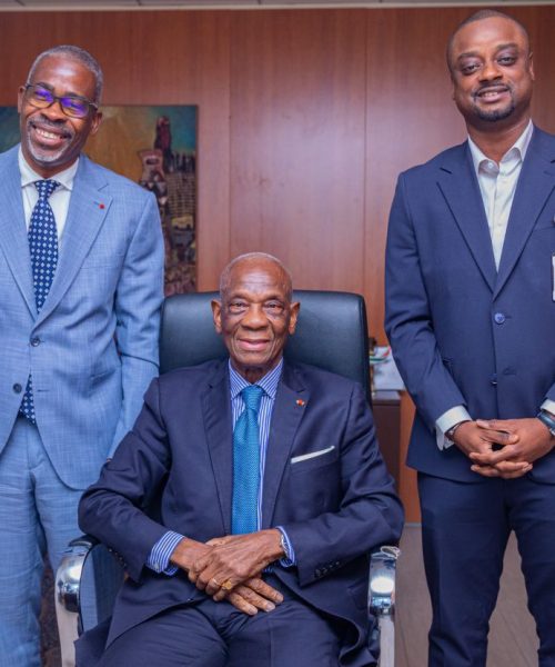 Le PCA de la SODEXAM en visite de courtoisie auprès du Général Abdoulaye Coulibaly (PCA d’Air Côte d’Ivoire et d’AERIA)