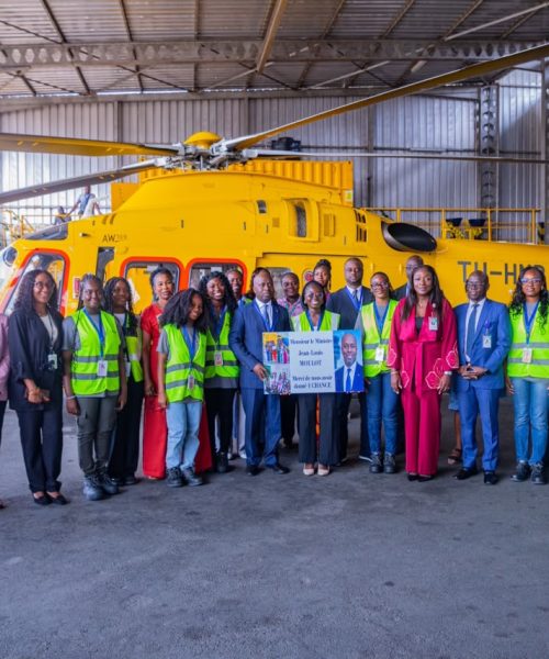 Visite de suivi des boursières à NHV CI et SOLENTA